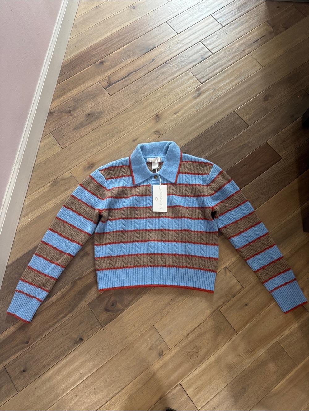 NWT Caroline constas sweater size medium
